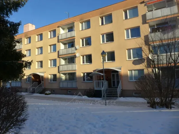 Prodej bytu 1+1, Cvikov - Cvikov II, Sídliště, 38 m2