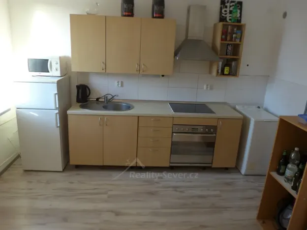 Prodej bytu 1+1, Cvikov - Cvikov II, Sídliště, 38 m2