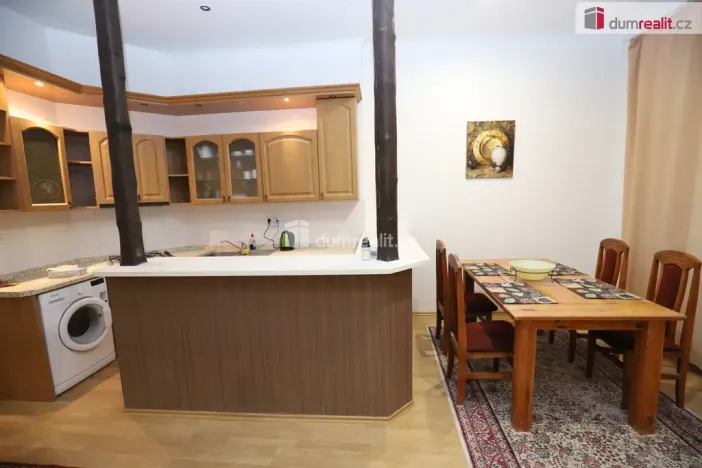 Pronájem bytu 2+kk, Karlovy Vary, Stará Louka, 60 m2