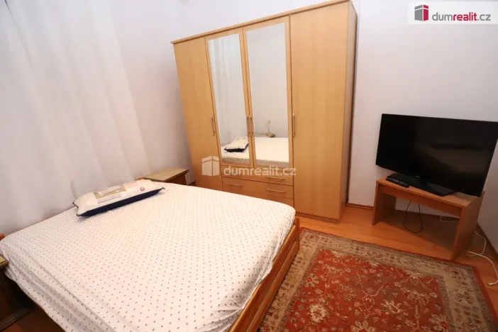 Pronájem bytu 2+kk, Karlovy Vary, Stará Louka, 60 m2