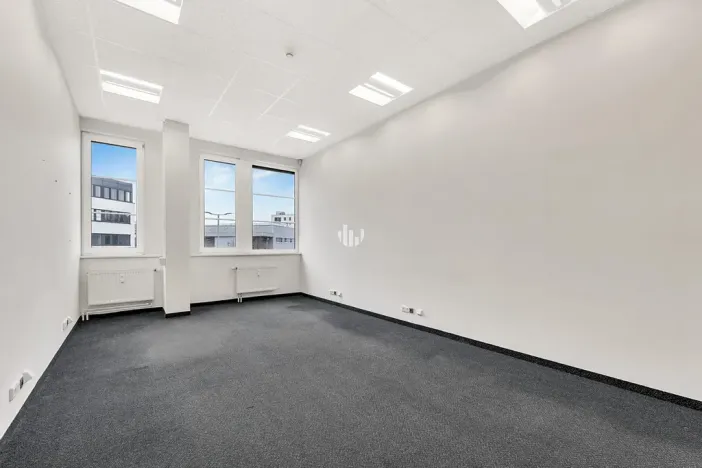 Pronájem kanceláře, Praha - Jinonice, Pekařská, 479 m2