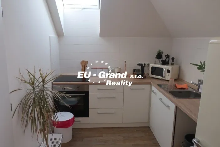 Pronájem bytu 2+kk, Rumburk - Rumburk 2-Horní Jindřichov, Vojtěcha Kováře, 60 m2