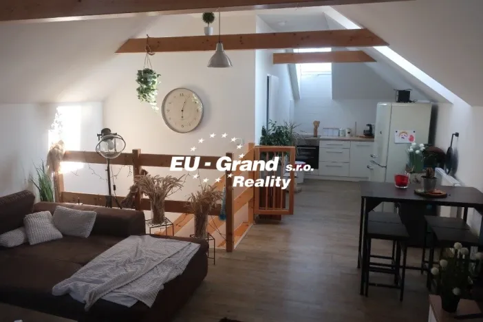 Pronájem bytu 2+kk, Rumburk - Rumburk 2-Horní Jindřichov, Vojtěcha Kováře, 60 m2