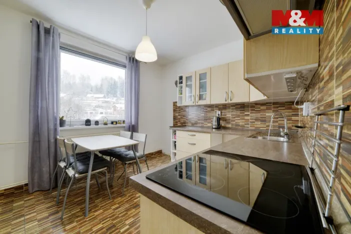 Prodej bytu 2+1, Kraslice, Hradební, 64 m2