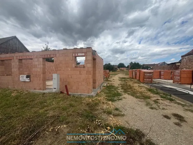 Prodej domu na klíč, Dyjákovice, 214 m2