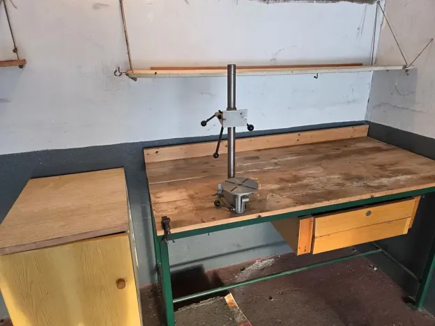 Pronájem garáže, Hradec Králové, U Mostku, 17 m2