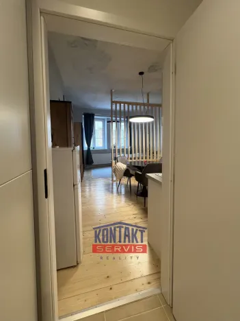 Pronájem bytu 1+kk, Jindřichův Hradec, Svatojánská, 34 m2