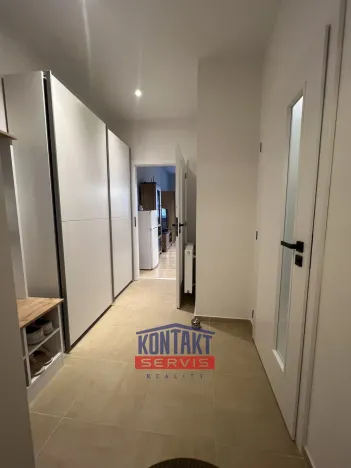 Pronájem bytu 1+kk, Jindřichův Hradec, Svatojánská, 34 m2