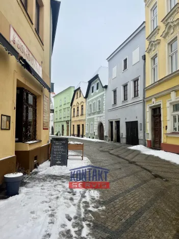 Pronájem bytu 1+kk, Jindřichův Hradec, Svatojánská, 34 m2