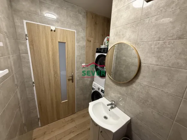 Prodej bytu 3+1, Postoloprty, Jiráskovo náměstí, 82 m2