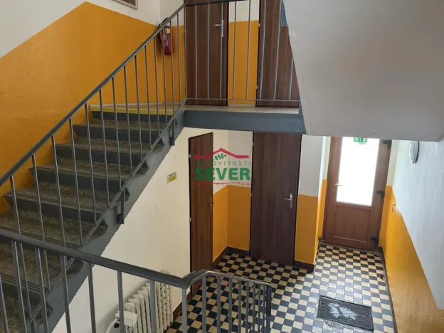 Prodej bytu 3+1, Postoloprty, Jiráskovo náměstí, 82 m2