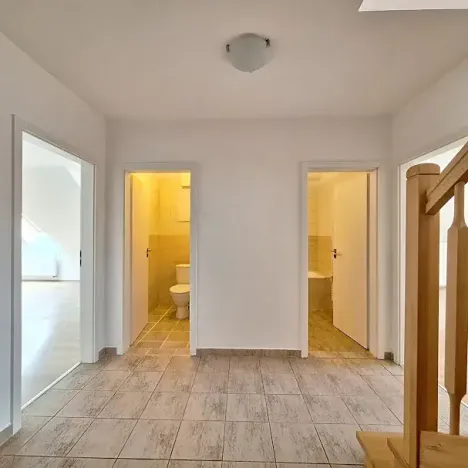 Pronájem bytu 3+kk, Praha, Podbělohorská, 105 m2