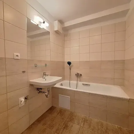 Pronájem bytu 3+kk, Praha, Podbělohorská, 105 m2