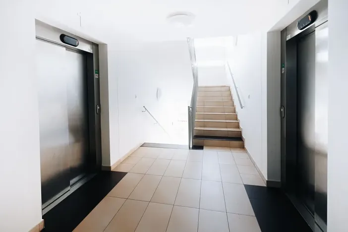 Prodej bytu 2+kk, Praha - Troja, Mazurská, 51 m2