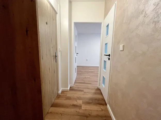 Pronájem bytu 1+kk, Krupka, Sídliště, 25 m2