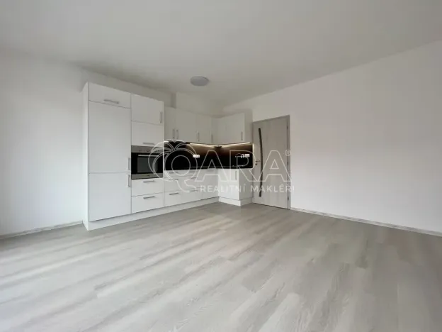 Pronájem bytu 2+kk, Česká, 48 m2