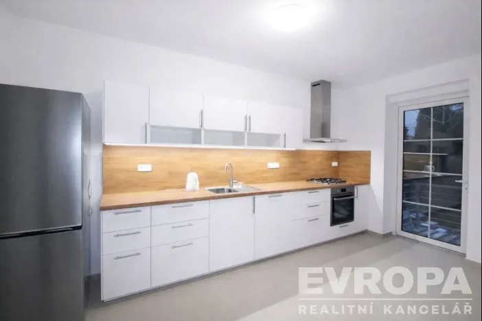 Pronájem rodinného domu, Praha - Žižkov, Hraniční, 120 m2