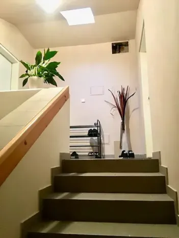 Pronájem bytu 2+kk, Liberec, Bánskobystrická, 64 m2