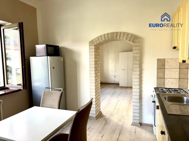 Pronájem bytu 2+kk, Chodová Planá, Výškovská, 55 m2