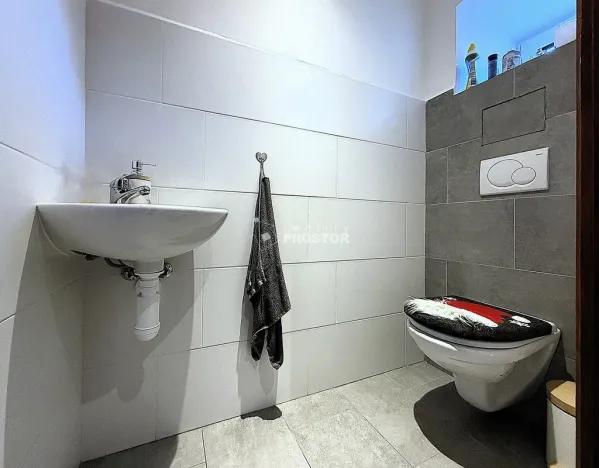 Prodej rodinného domu, Slaný - Trpoměchy, 120 m2