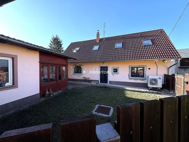 Prodej rodinného domu, Slaný - Trpoměchy, 120 m2