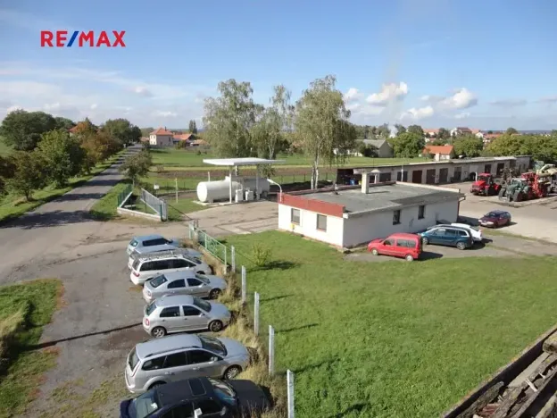 Prodej obchodního prostoru, Oskořínek, Chlebská, 1600 m2