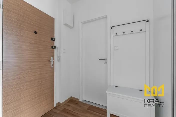 Pronájem bytu 1+1, Praha - Libeň, Pod bání, 39 m2