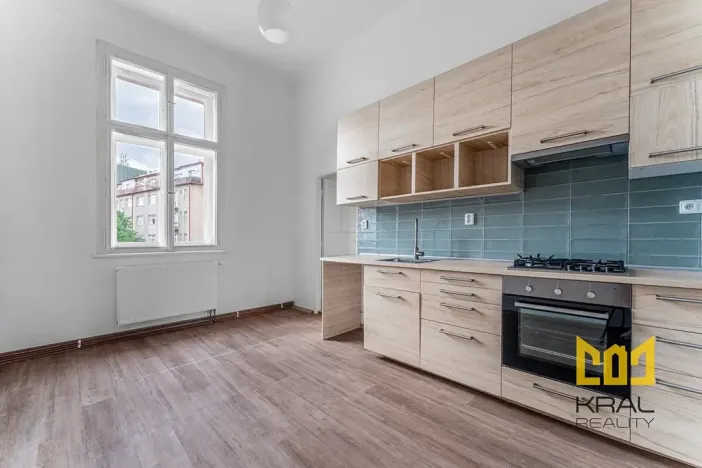 Pronájem bytu 3+1, Praha - Smíchov, Arbesovo náměstí, 113 m2