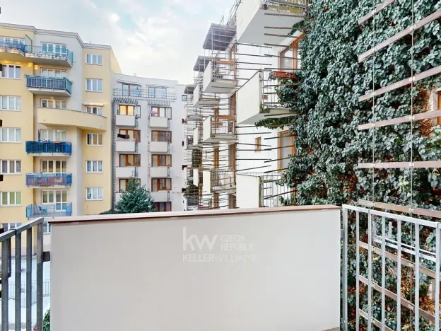 Pronájem bytu 1+kk, Praha - Kyje, Pelušková, 27 m2