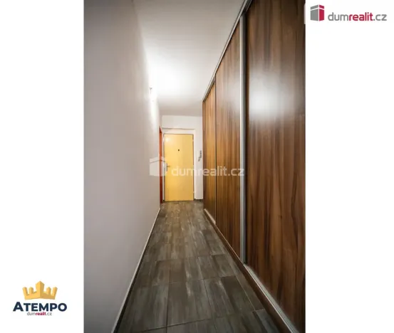 Pronájem bytu 2+1, Třeboň - Třeboň II, Souběžná, 47 m2