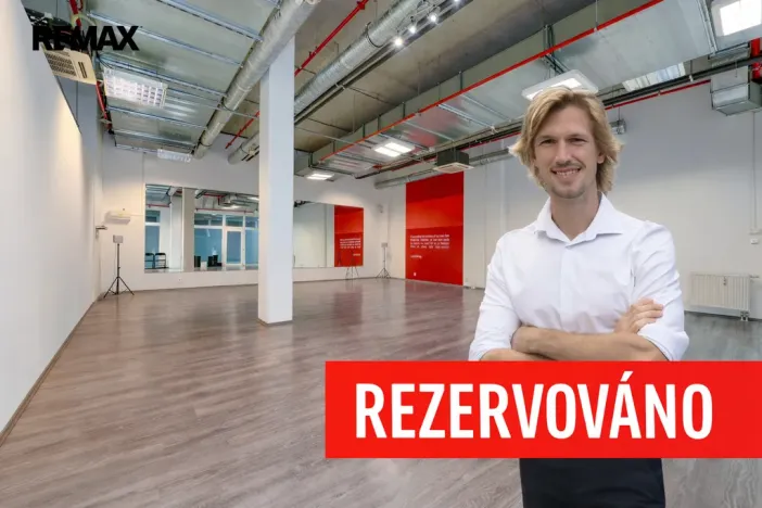 Prodej obchodního prostoru, Praha - Stodůlky, Sluneční náměstí, 109 m2