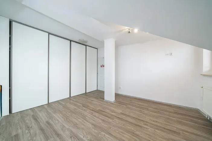 Prodej bytu 3+1, Olomouc, Chválkovická, 92 m2