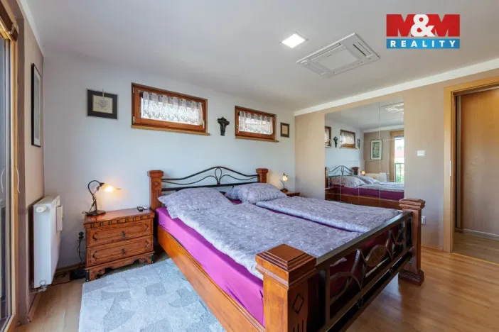 Prodej rodinného domu, Karlovy Vary - Stará Role, Nové domky, 152 m2