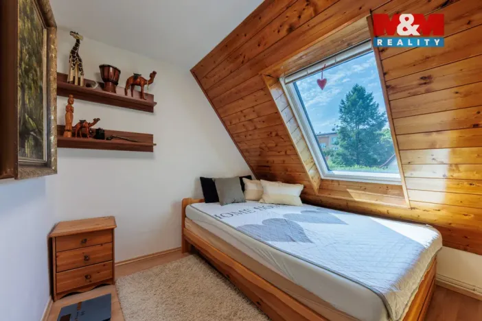 Prodej rodinného domu, Karlovy Vary - Stará Role, Nové domky, 152 m2