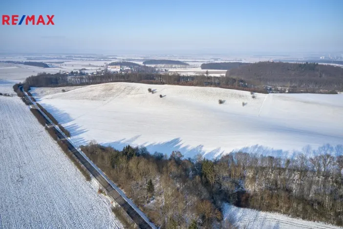Prodej pole, Jeníkovice, 46475 m2