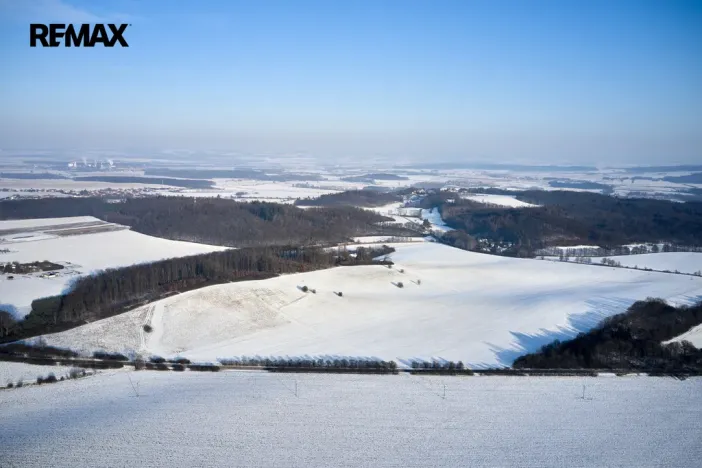 Prodej pole, Jeníkovice, 46475 m2