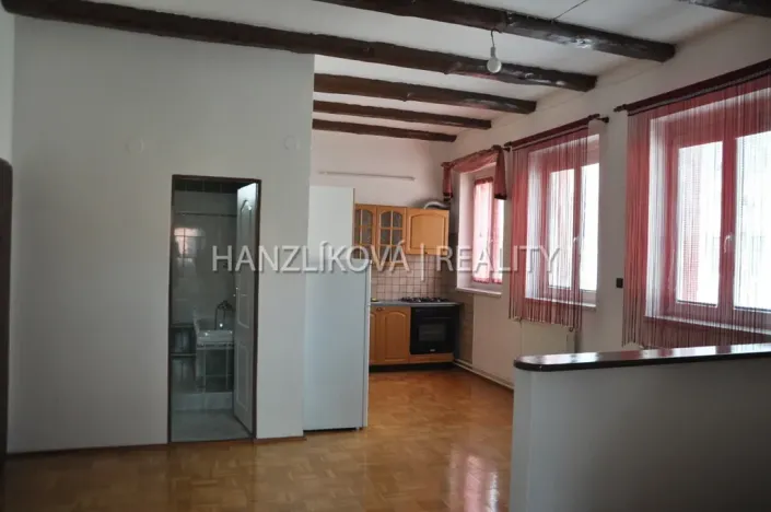 Pronájem bytu 2+kk, České Budějovice - České Budějovice 2, Husova tř., 55 m2