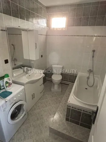 Pronájem bytu 2+kk, České Budějovice - České Budějovice 2, Husova tř., 55 m2