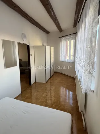 Pronájem bytu 2+kk, České Budějovice - České Budějovice 2, Husova tř., 60 m2