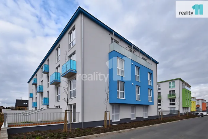 Pronájem bytu 1+kk, Jesenice, Cedrová, 63 m2