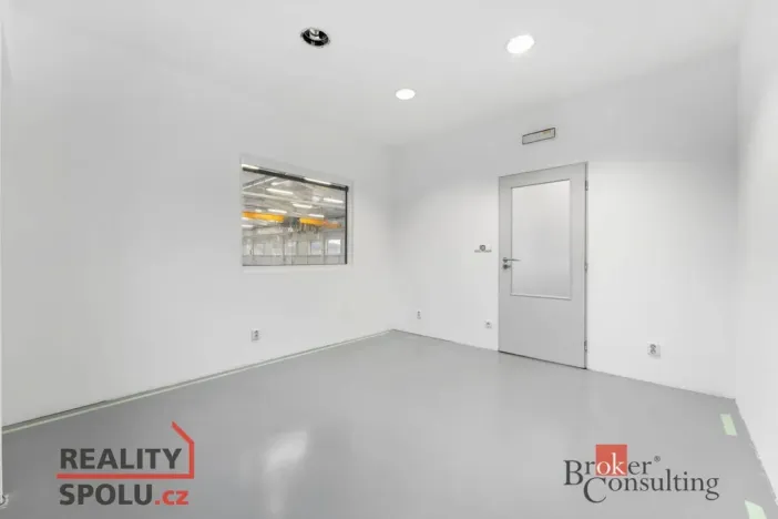 Pronájem výrobních prostor, Blešno, 700 m2