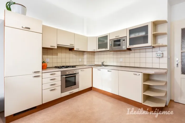 Pronájem bytu 2+kk, Praha - Nusle, Pod lázní, 40 m2