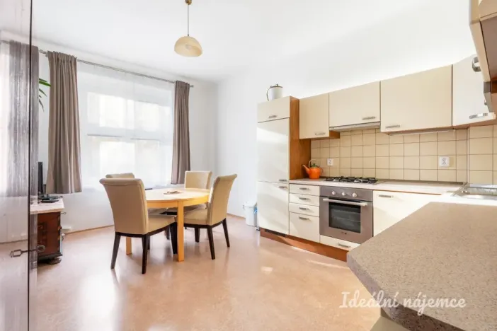 Pronájem bytu 2+kk, Praha - Nusle, Pod lázní, 40 m2