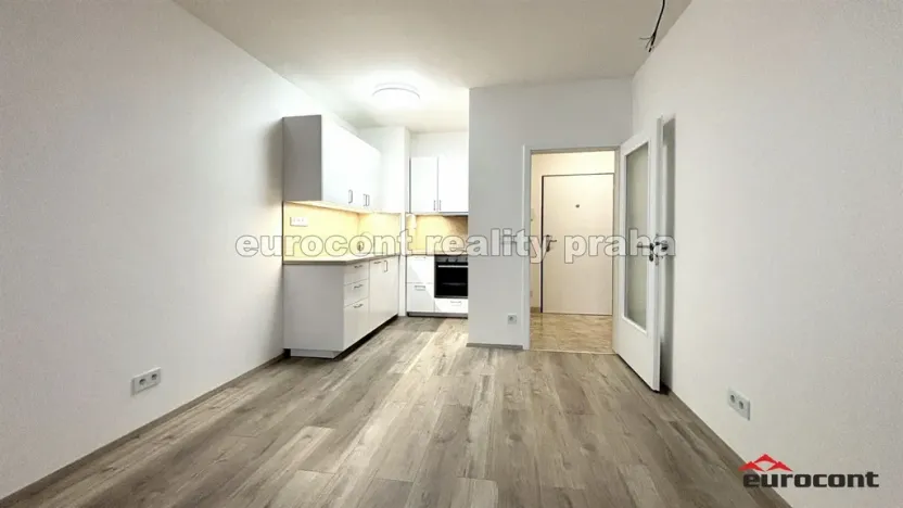 Pronájem bytu 2+kk, Praha, Fabiánové, 48 m2