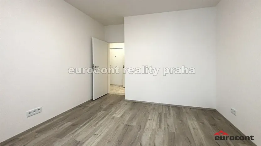 Pronájem bytu 2+kk, Praha, Fabiánové, 48 m2
