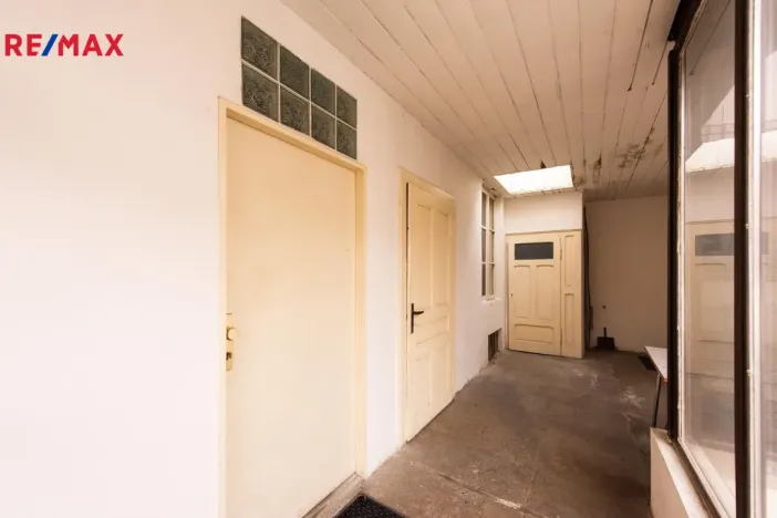 Prodej výrobních prostor, Brno - Maloměřice, Karlova, 768 m2