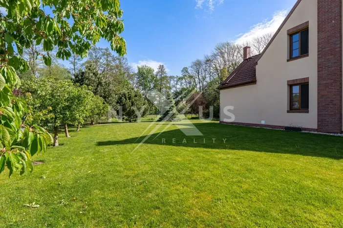 Prodej rodinného domu, Dobřejovice, 250 m2