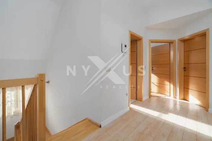 Prodej rodinného domu, Dobřejovice, 250 m2