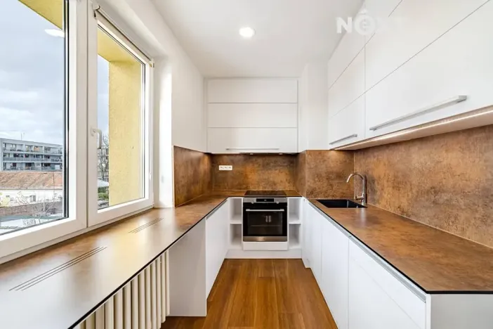 Prodej bytu 3+kk, Pardubice, Železničního pluku, 72 m2