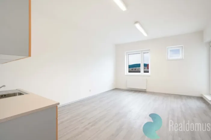 Pronájem kanceláře, Český Krumlov, Budějovická, 69 m2